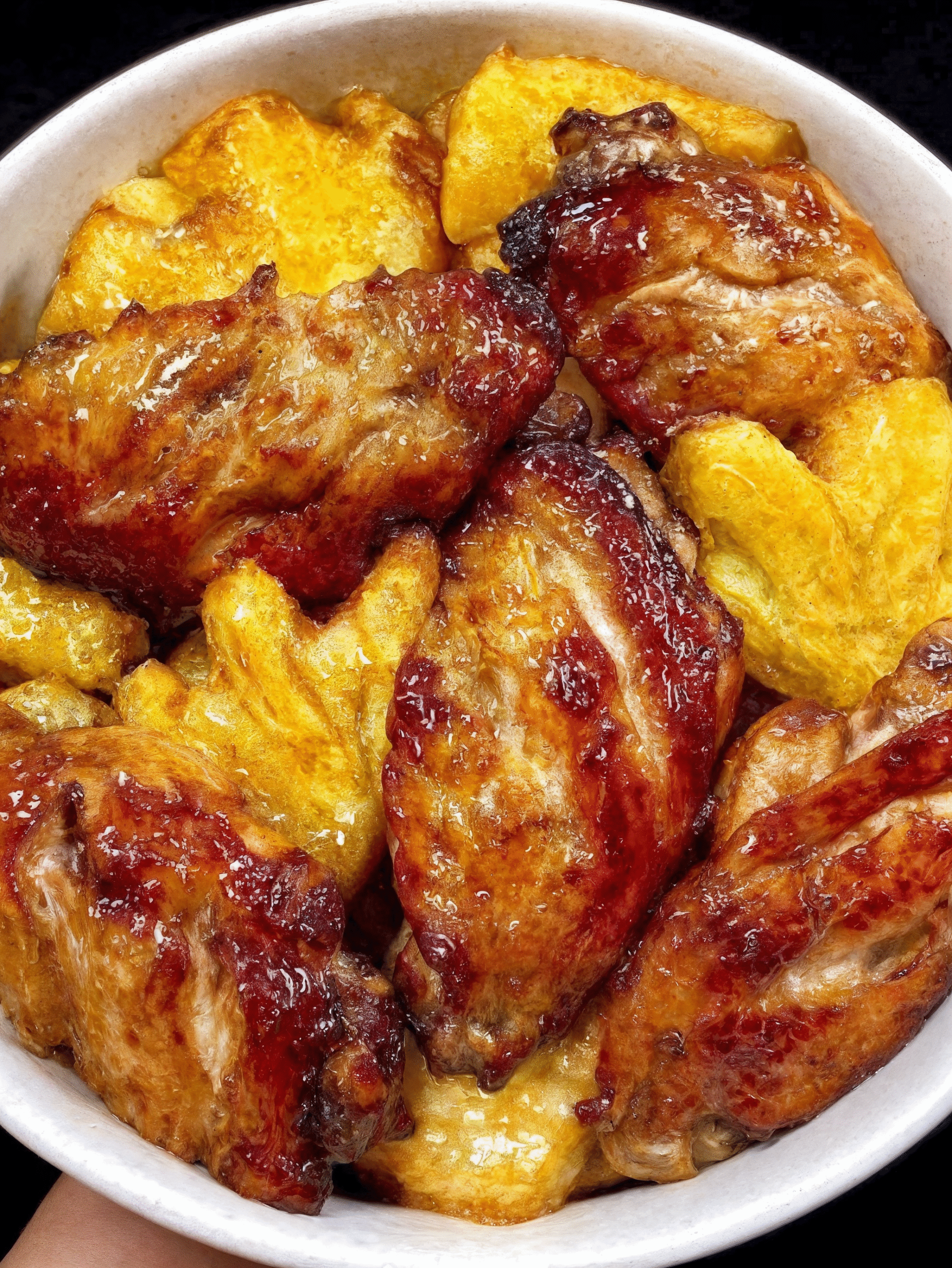 Honey garlic glazed chicken wings with roasted pineapple Recipe